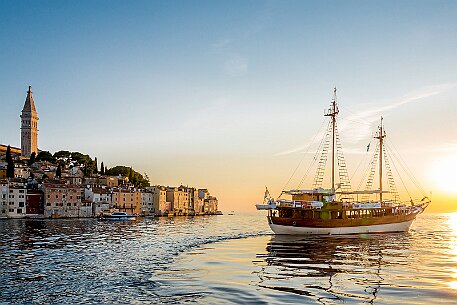 Rovinj, Pule, Bale